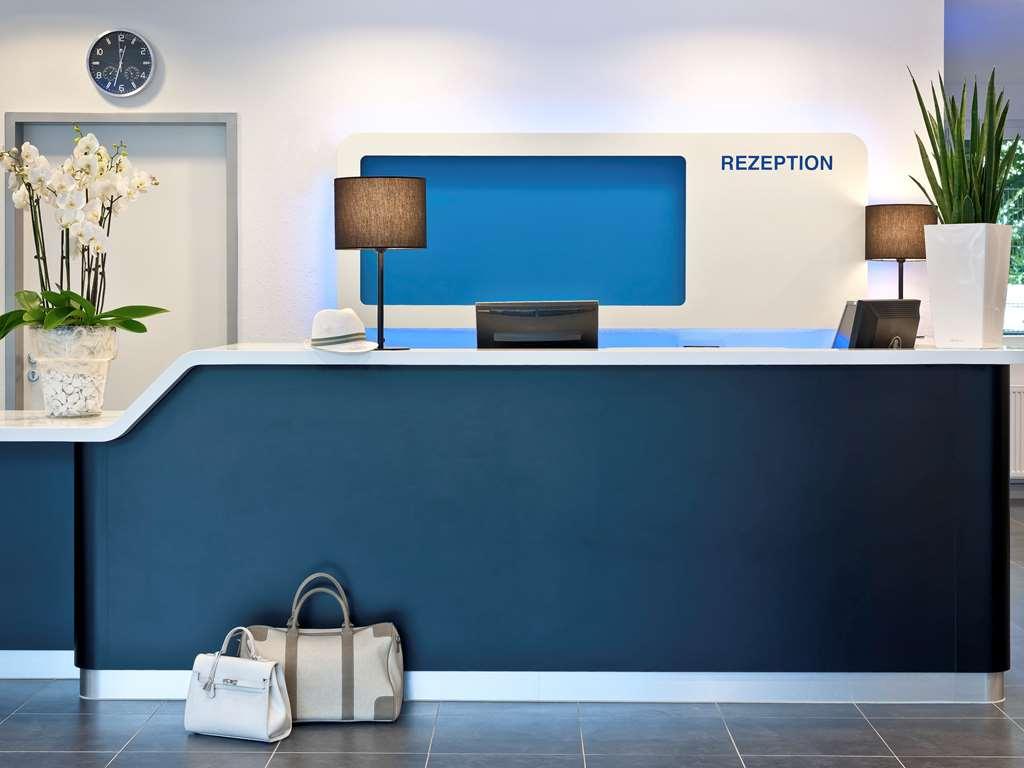 Ibis Budget Lille Wasquehal Exterior photo